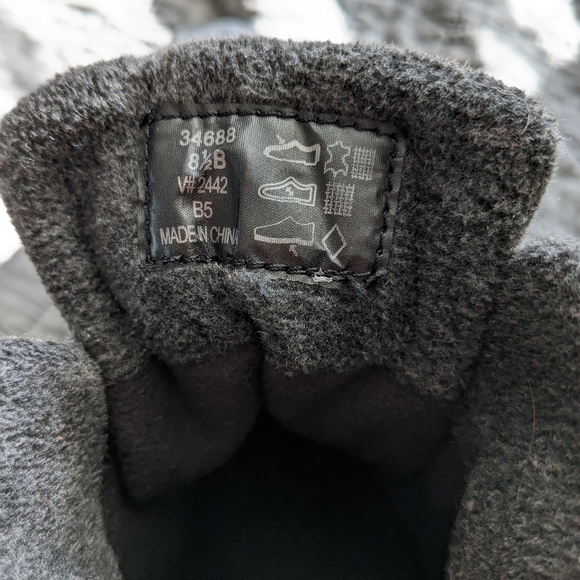 Lands End, purple winter boots 81/2 B - Picture 2 of 7